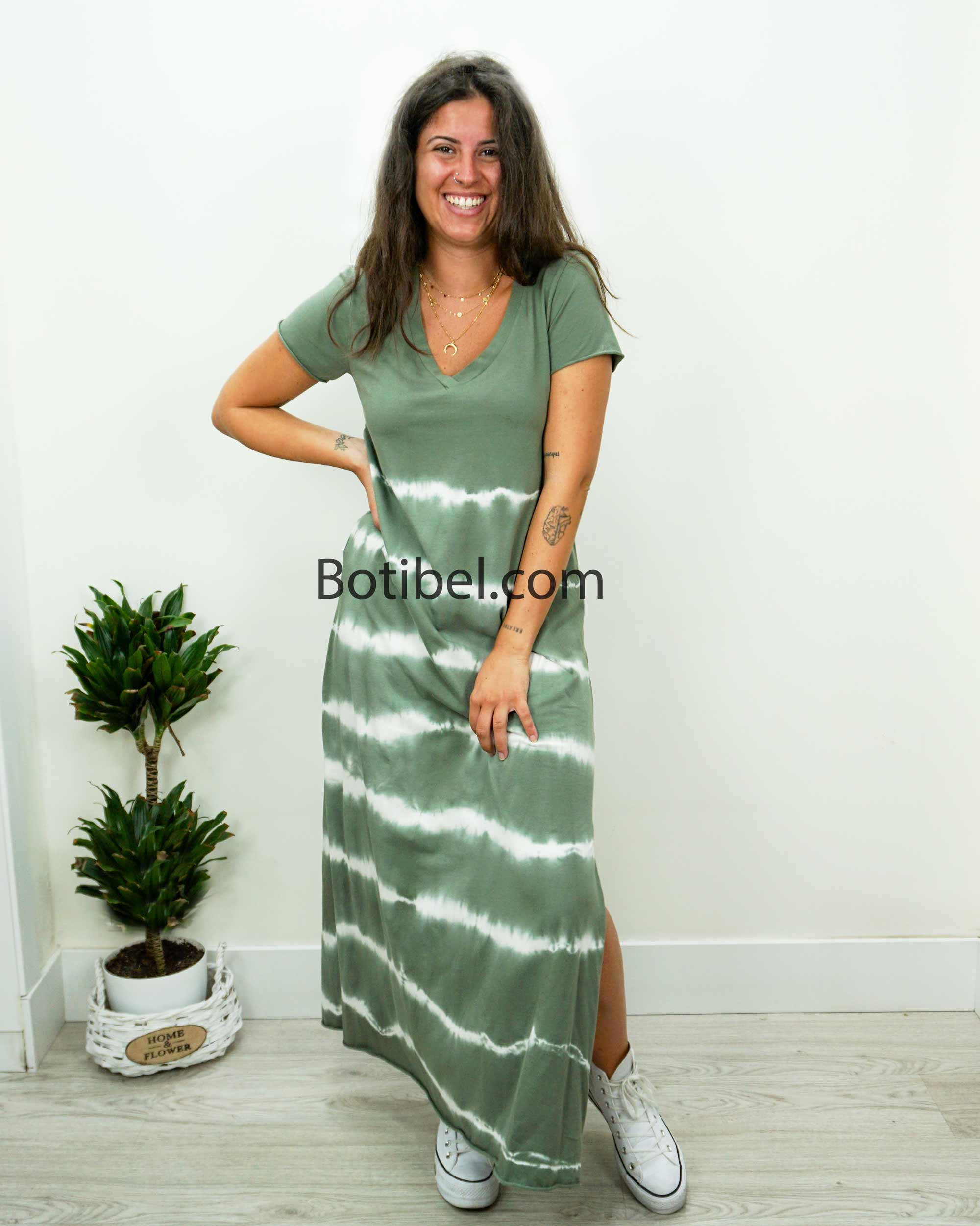 Vestido-largo -tipo-midi-aberturas-laterales-verde-kaki-estampado-tie-dye-mujer-manga- - Botibel.com